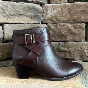 Vionic Trinity Ankle‎ Boots / Brown / SZ 6.5